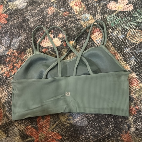 Lululemon Women’s Align ribbed bra - Picture 3 of 3